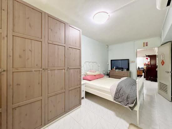 487C TAMPINES STREET 45 photo 5