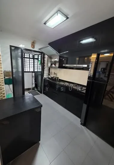 418B Fernvale Link image 1 of 7