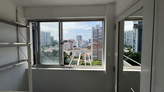 4 TANJONG PAGAR PLAZA photo 2
