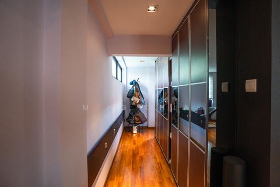 Keris! 2.5stry Detached! Pool! photo 5