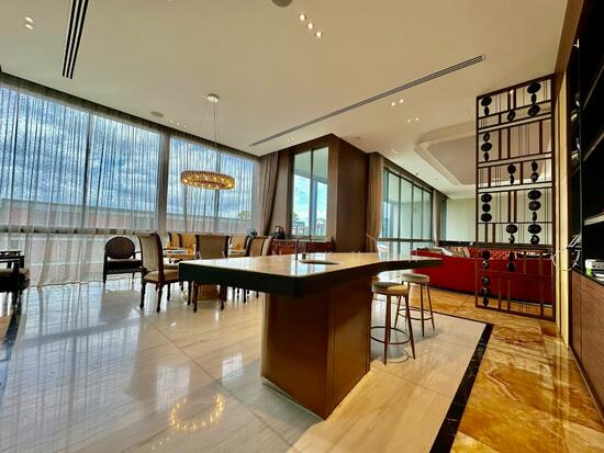 MEYERHOUSE photo 4