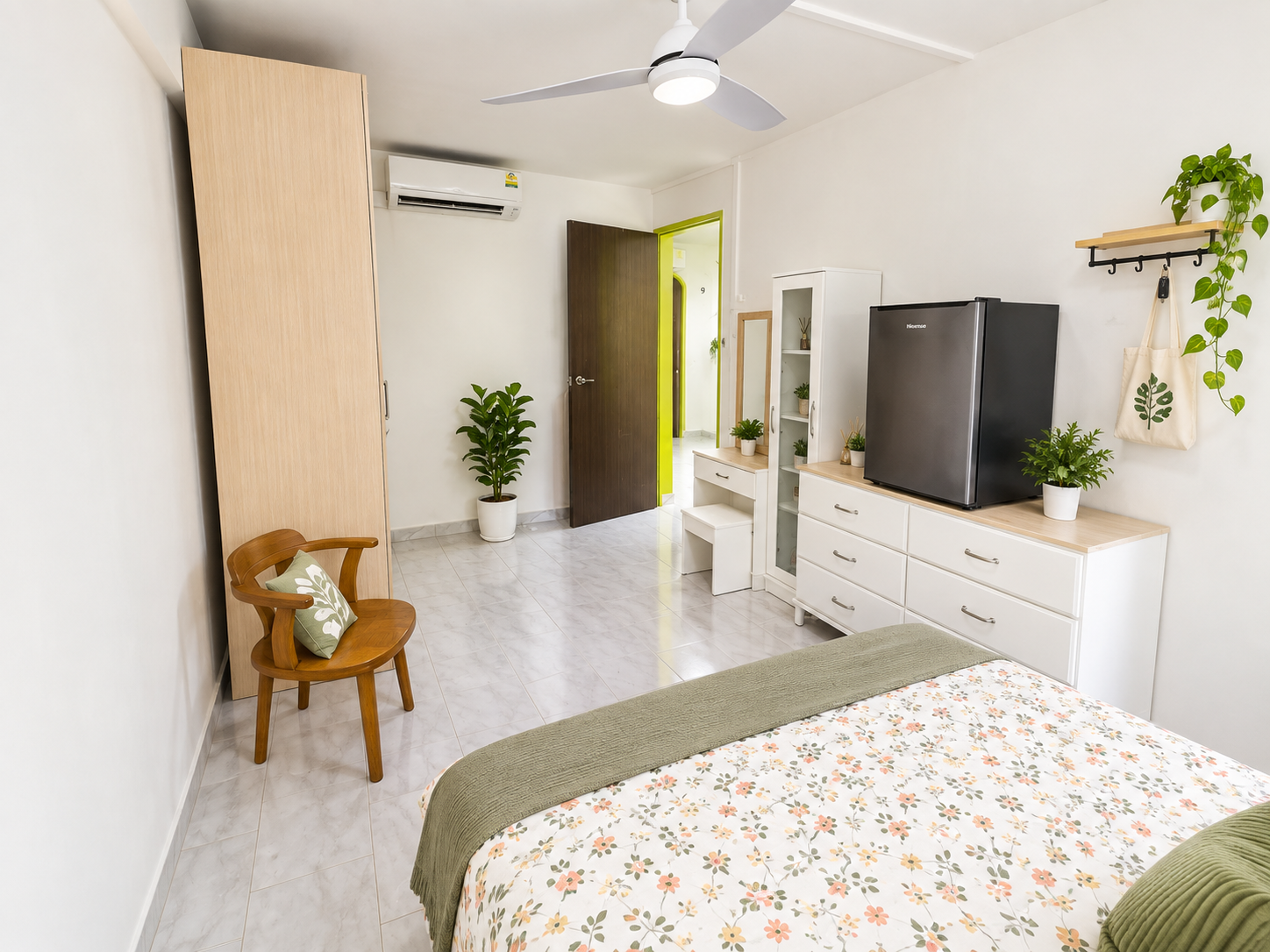 Blk 644 HOUGANG AVE 8 photo 4