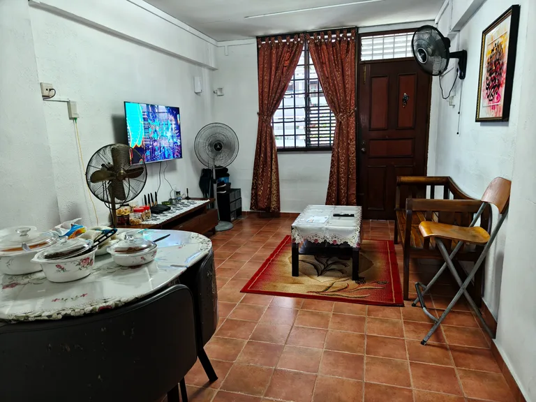 Blk 4 JLN BATU image 1 of 10