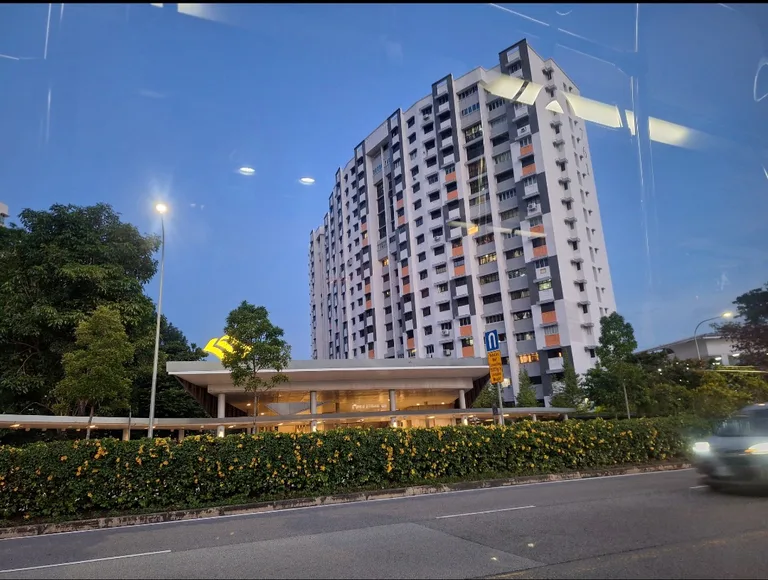 Blk 761 BEDOK RESERVOIR VIEW image 1 of 8