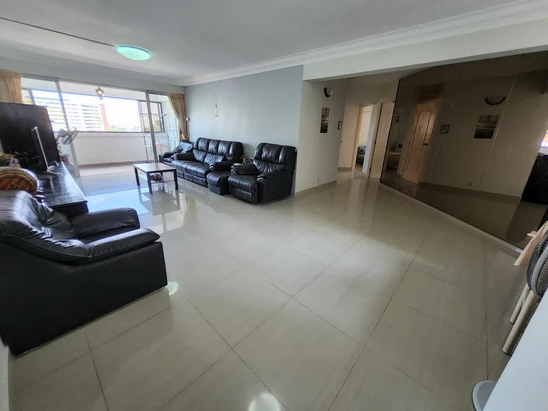 Blk 298 TAMPINES ST 22 image 1 of 10