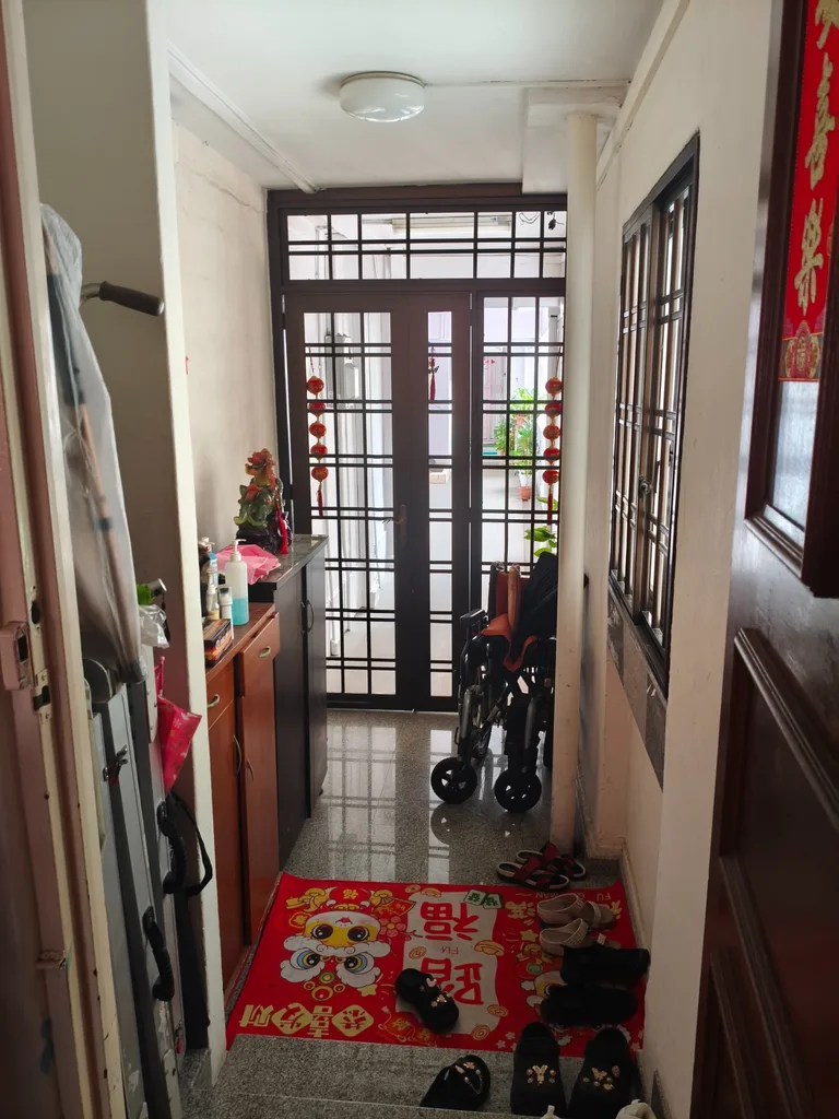 Blk 172 BT BATOK WEST AVE 8 image 1 of 6