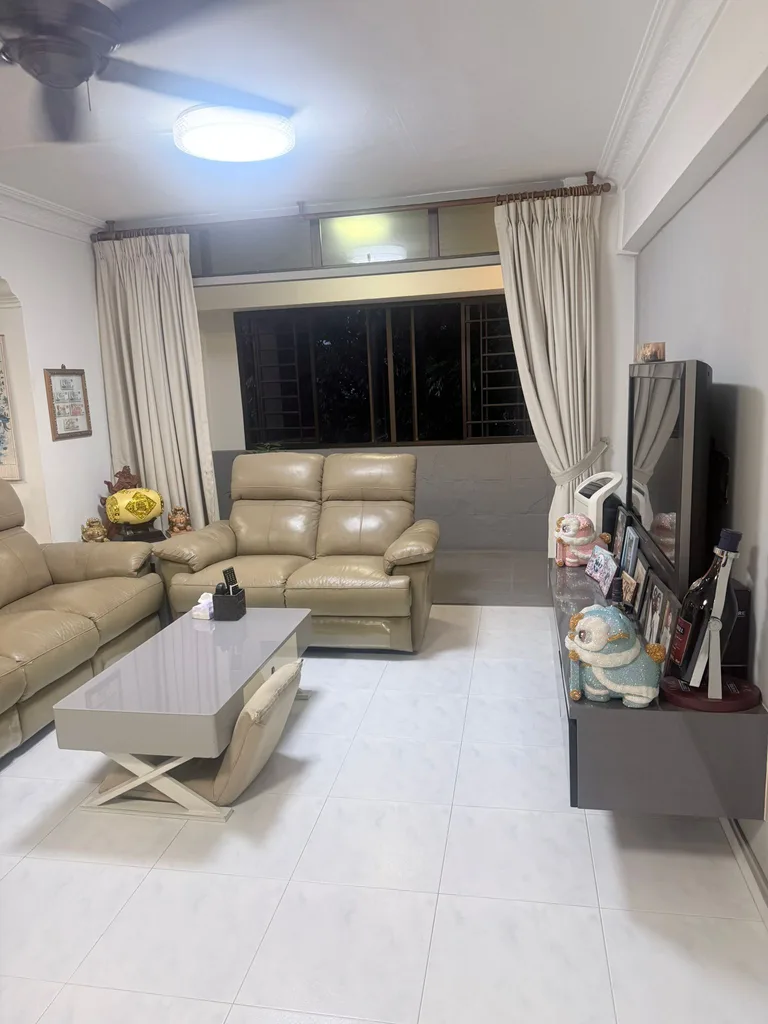 Blk 469 CHOA CHU KANG AVE 3 image 1 of 10