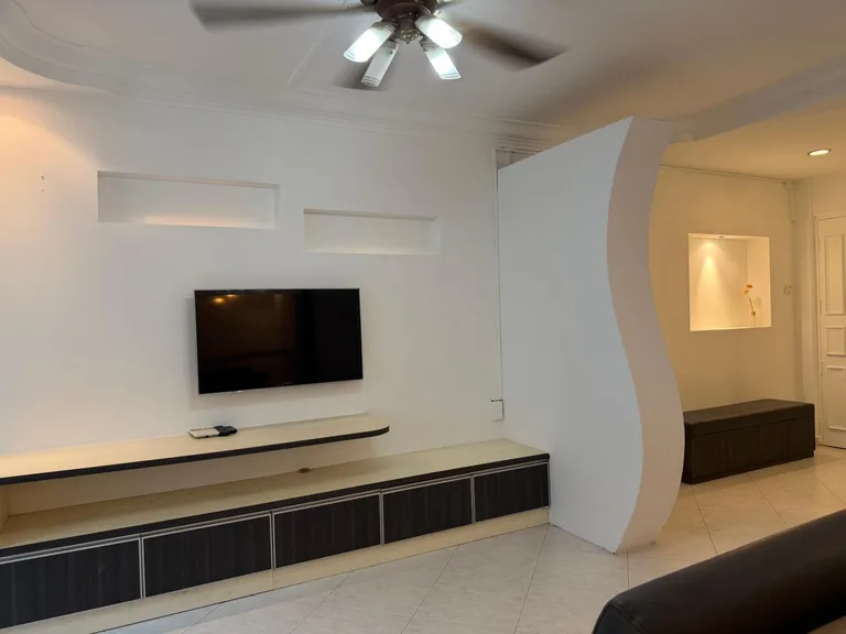 Blk 6 LOR 7 TOA PAYOH image 1 of 6