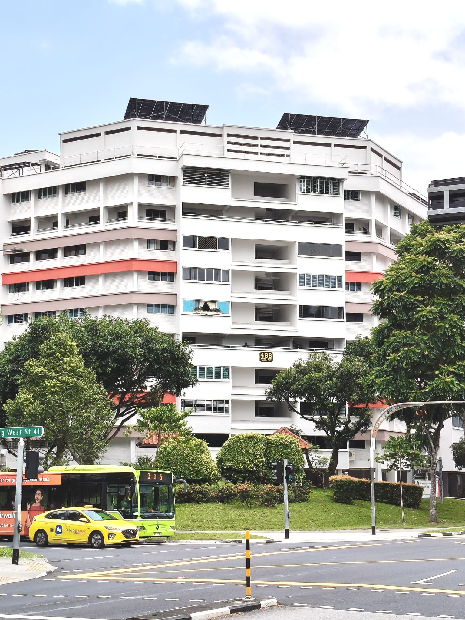 Blk 468 JURONG WEST ST 41 image 1 of 10