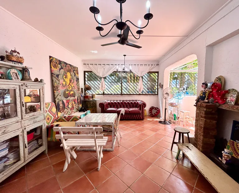 Blk 344 YISHUN AVE 11 image 1 of 10