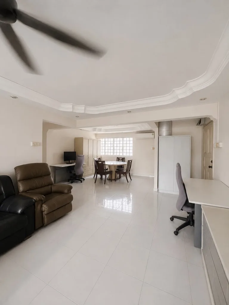 Blk 159 YISHUN ST 11 image 1 of 6
