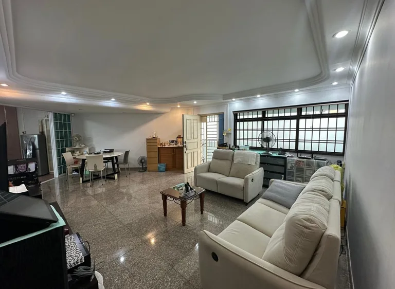 Blk 726 TAMPINES ST 71 image 1 of 9