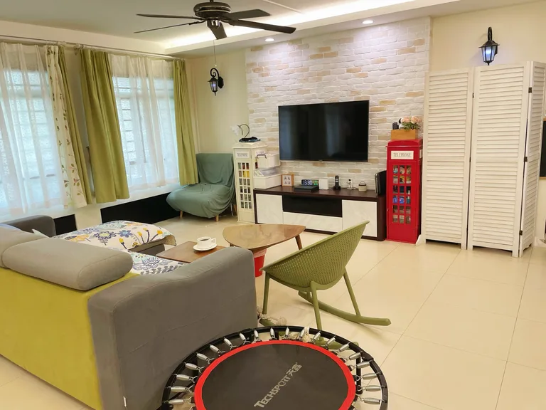 Blk 11 LOR 8 TOA PAYOH image 1 of 7