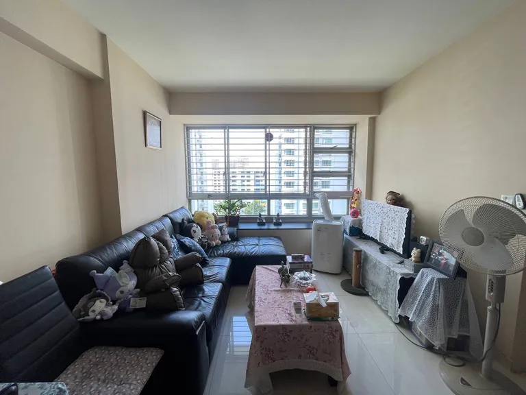 Blk 424 CLEMENTI AVE 1 image 1 of 4