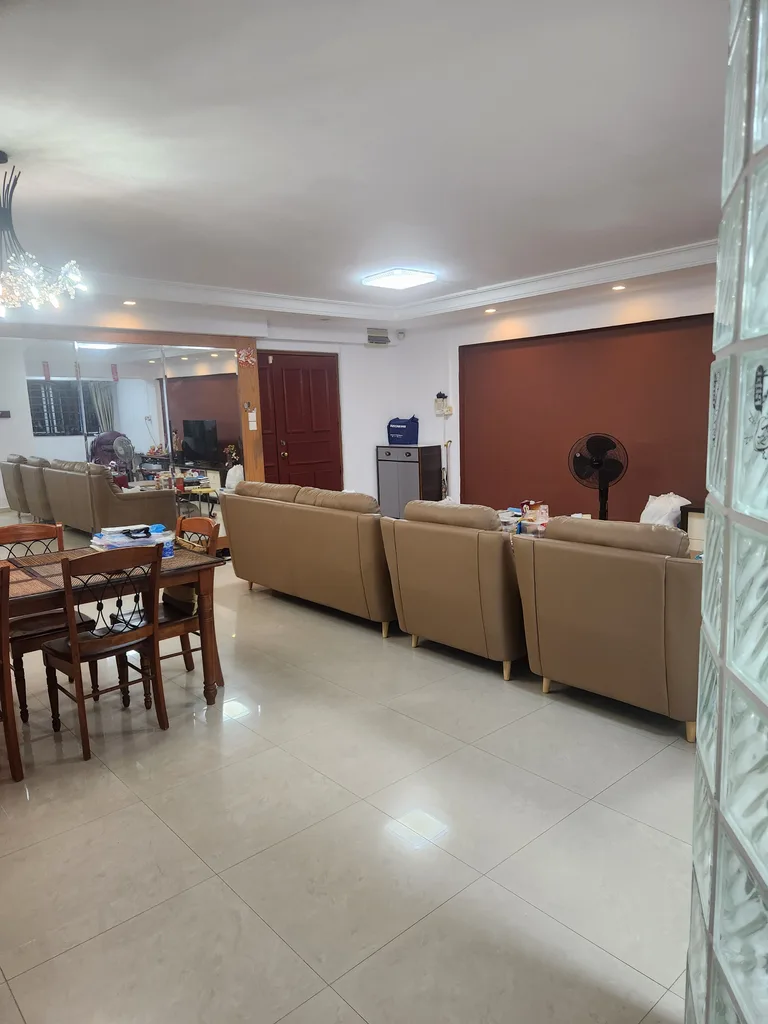 Blk 336 SEMBAWANG CRES image 1 of 4