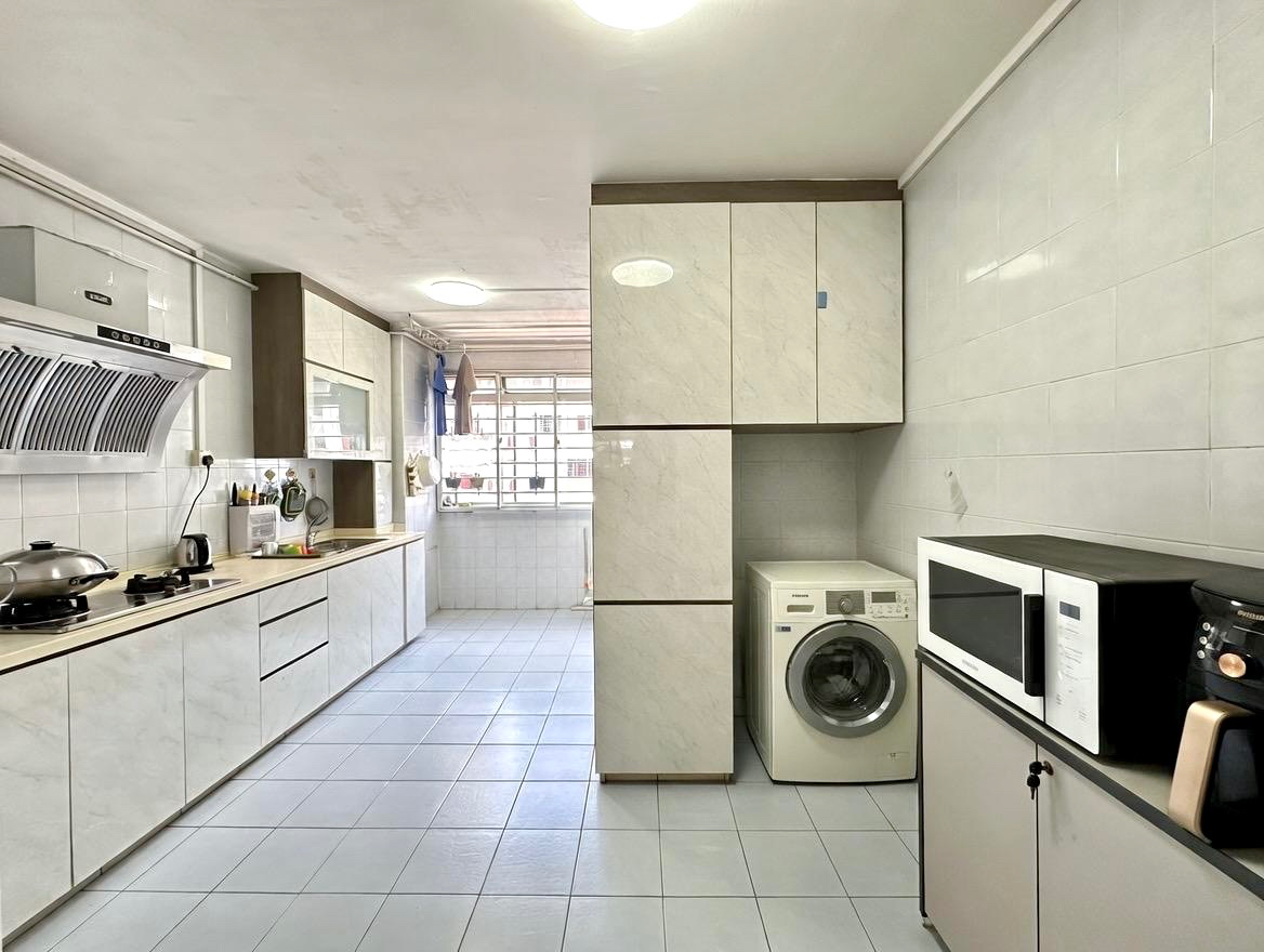 Blk 16 TOH YI DR image 1 of 6