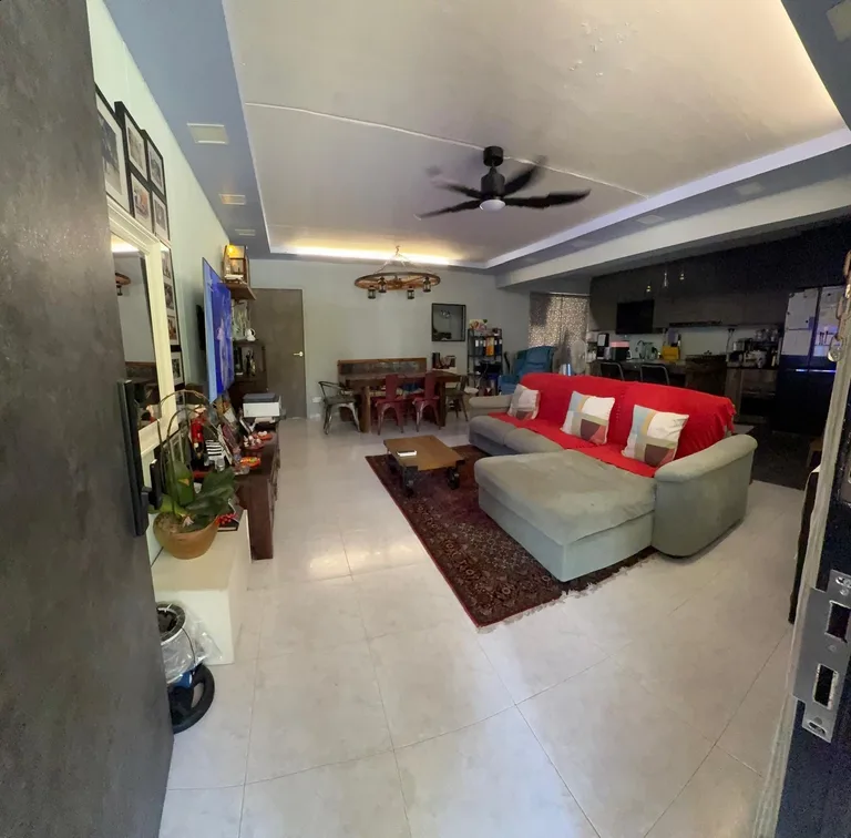 Blk 497C TAMPINES ST 45 image 1 of 8