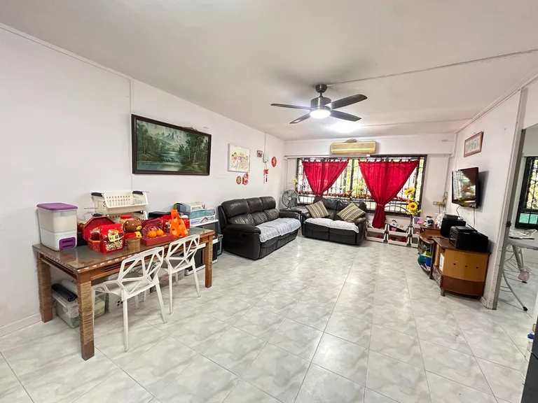 Blk 635 CHOA CHU KANG NTH 6 image 1 of 6