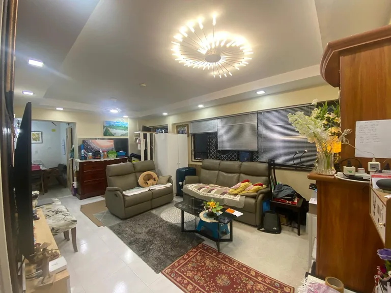 Blk 691A CHOA CHU KANG CRES image 1 of 7