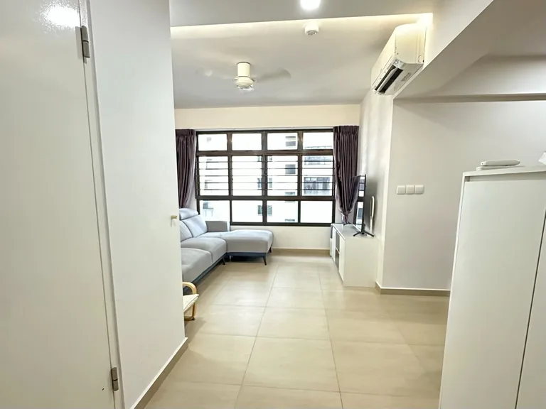 Blk 111B ALKAFF CRES image 1 of 10