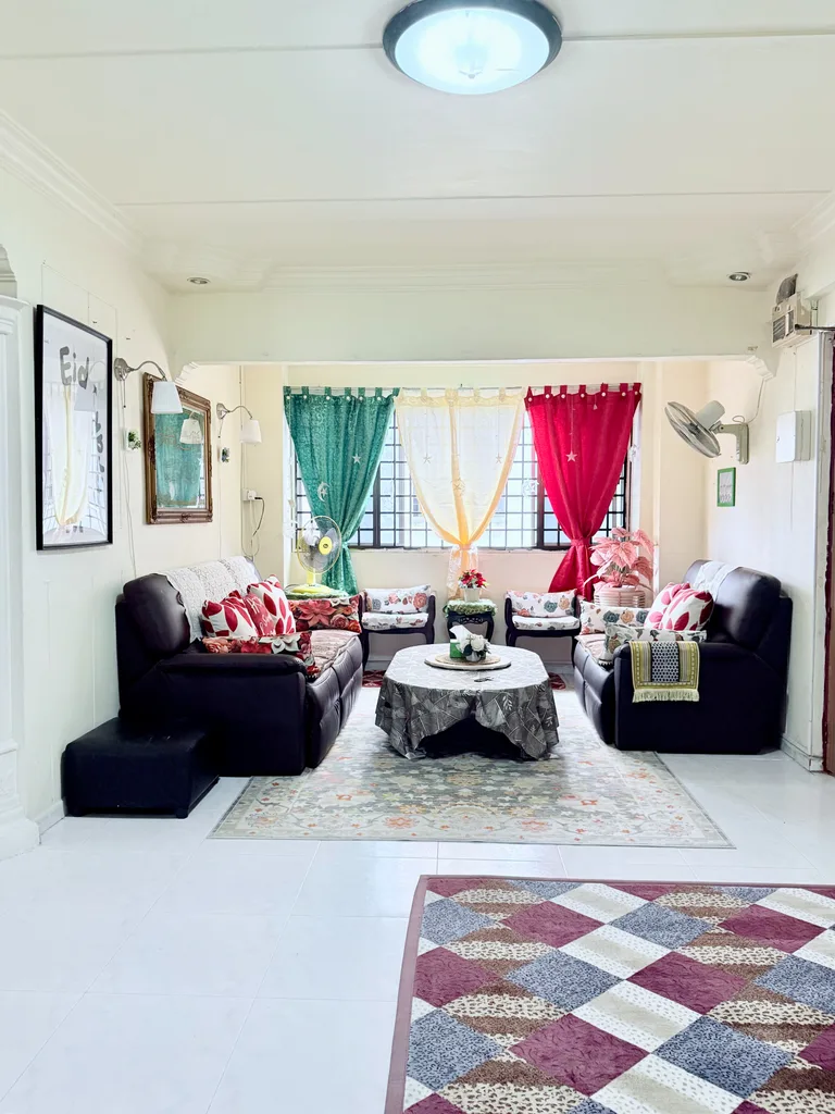 Blk 356 TAMPINES ST 33 image 1 of 5