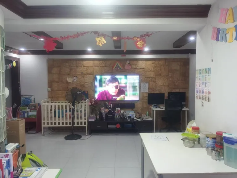 Blk 370 WOODLANDS AVE 1 image 1 of 10