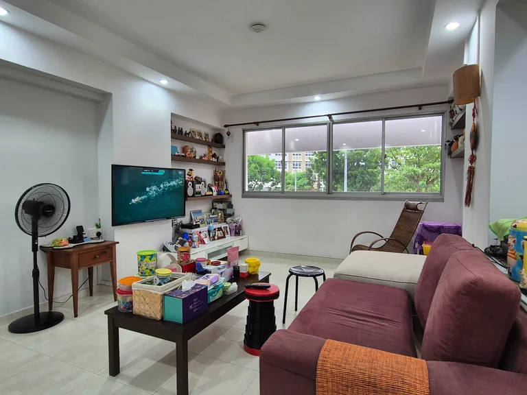 Blk 871A TAMPINES ST 84 image 1 of 10