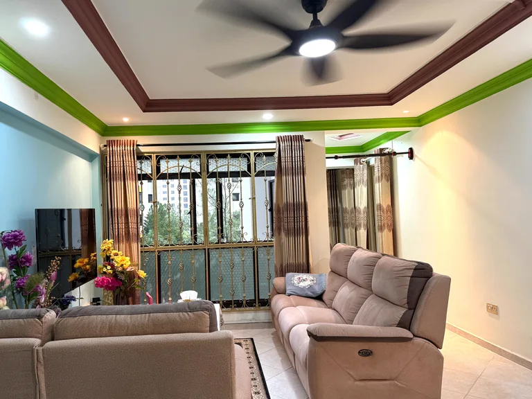 Blk 660C JURONG WEST ST 64 image 1 of 9