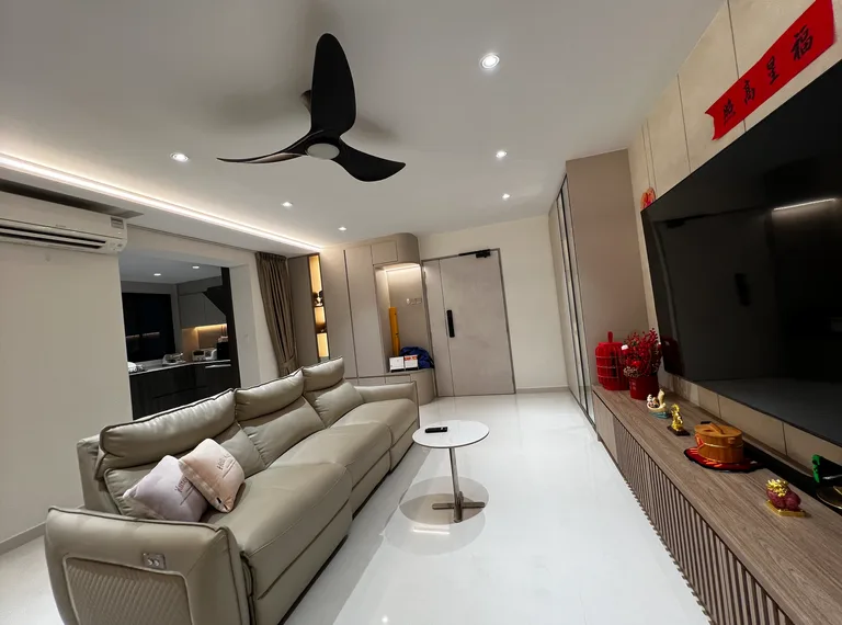 Blk 510 WOODLANDS DR 14 image 1 of 2