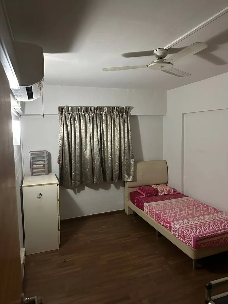 Blk 63 TELOK BLANGAH HTS image 1 of 5