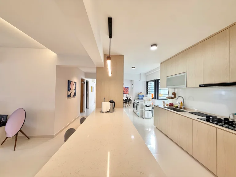 Blk 151 TAMPINES ST 12 image 1 of 10