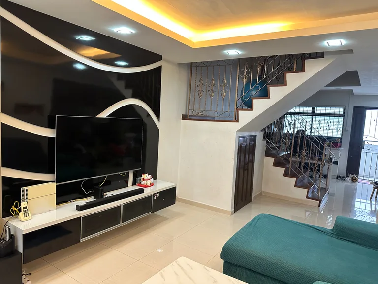 Blk 503 JELAPANG RD image 1 of 10