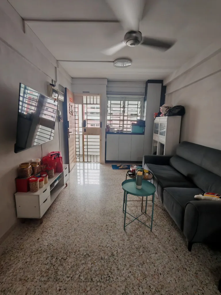 Blk 646 ANG MO KIO AVE 6 image 1 of 7