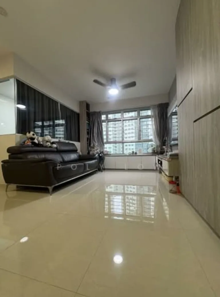 Blk 184A WOODLANDS ST 13 image 1 of 10