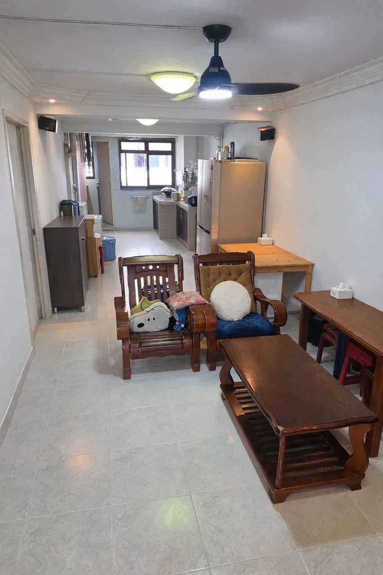 Blk 119 HO CHING RD image 1 of 5