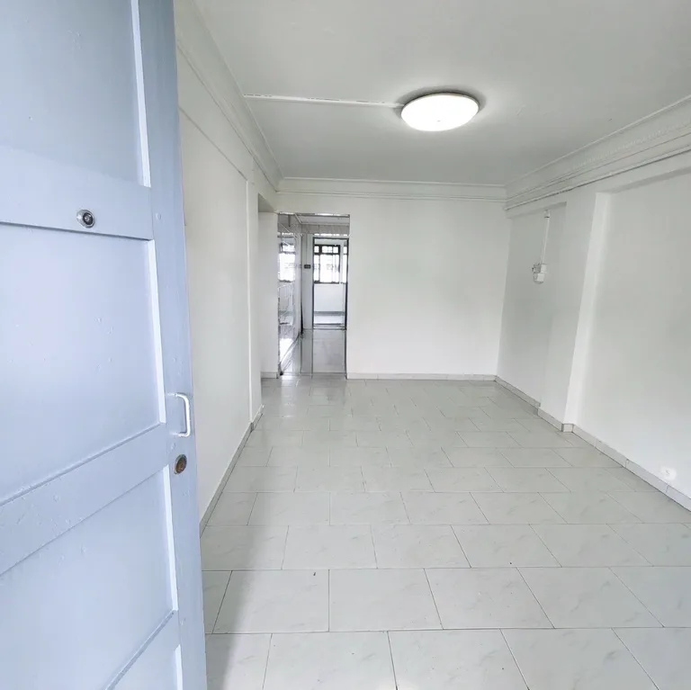 Blk 2 UPP ALJUNIED LANE image 1 of 8