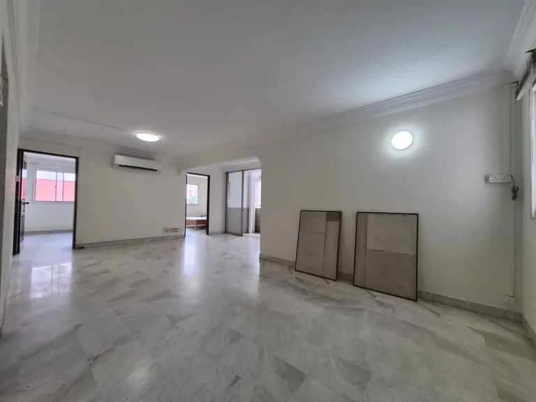 Blk 161 BISHAN ST 13 image 1 of 10