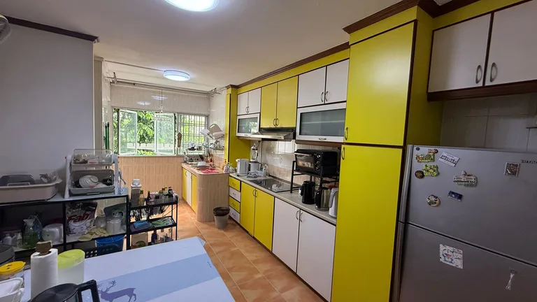 Blk 108 JLN BT MERAH image 1 of 9