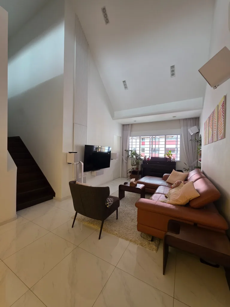 Blk 445 SIN MING AVE image 1 of 10