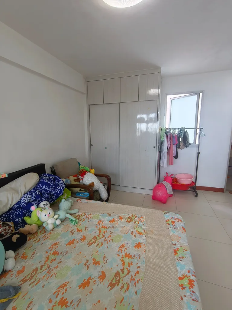 Blk 432B YISHUN AVE 1 image 1 of 10