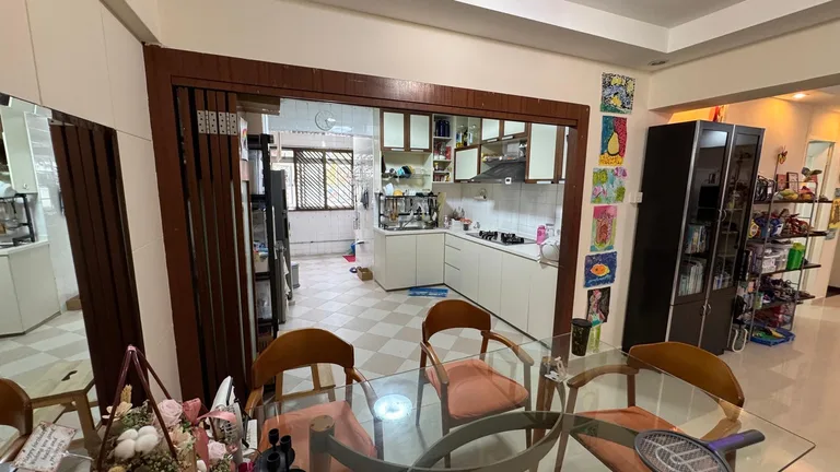 Blk 421 SERANGOON CTRL image 1 of 10