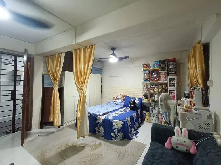 Blk 7 TELOK BLANGAH CRES image 1 of 8