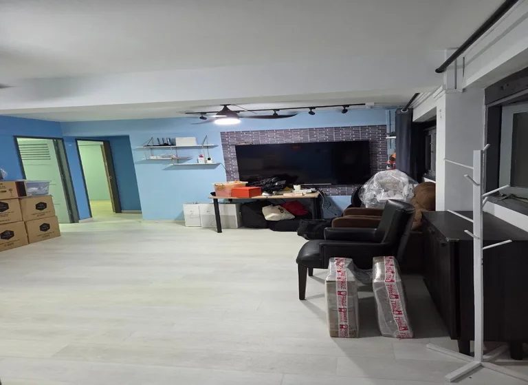 Blk 208 TOA PAYOH NTH image 1 of 7