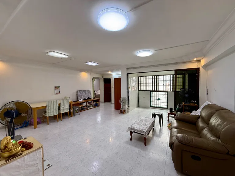 Blk 958 HOUGANG ST 91 image 1 of 10