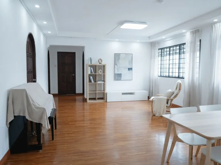 Blk 389 TAMPINES ST 32 image 1 of 6