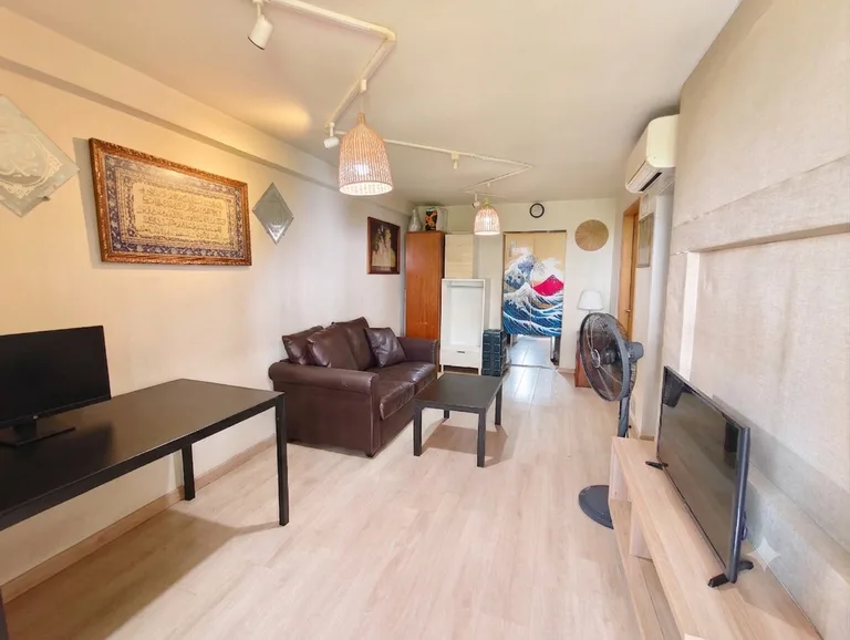Blk 215 BOON LAY PL image 1 of 7