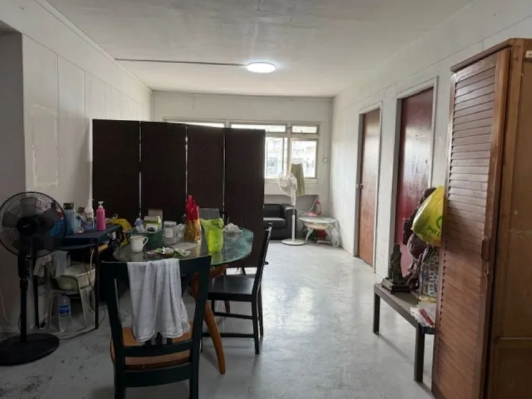 Blk 810 JURONG WEST ST 81 image 1 of 6