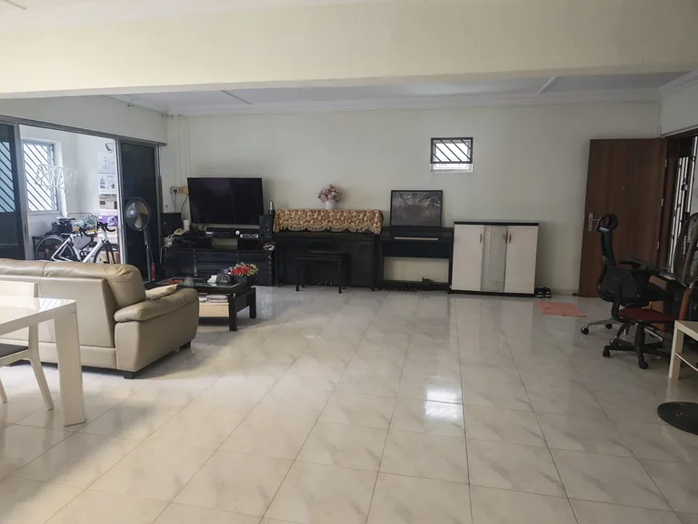 Blk 874A TAMPINES ST 84 image 1 of 6