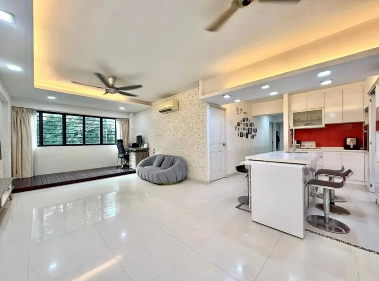 Blk 501D WELLINGTON CIRCLE image 1 of 8