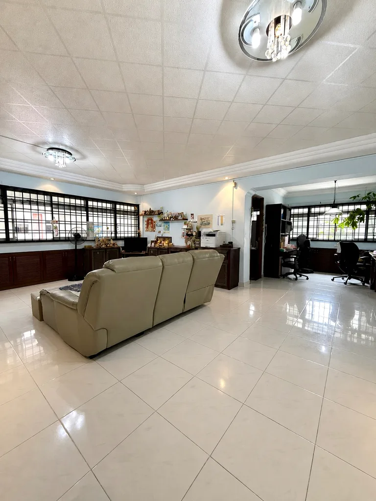 Blk 557 CHOA CHU KANG NTH 6 image 1 of 6